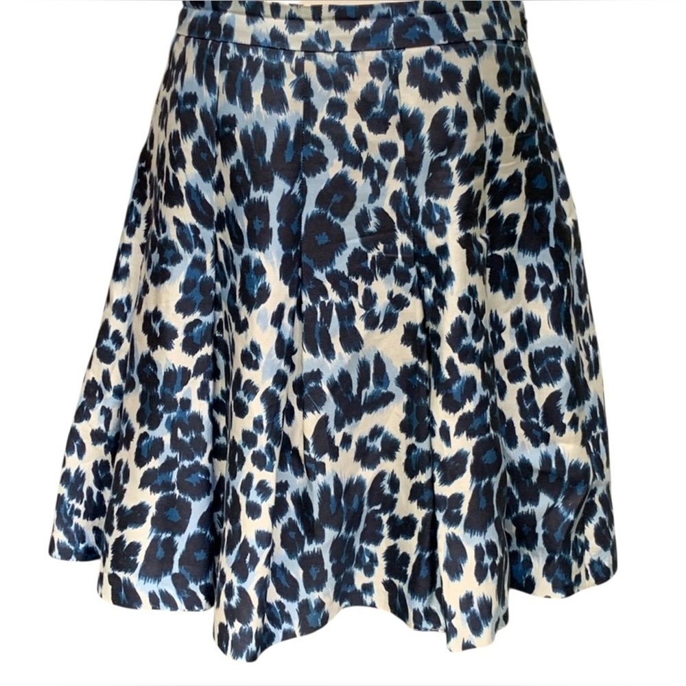 Diane von Furstenberg silk blend skirt blue animal print Size 6